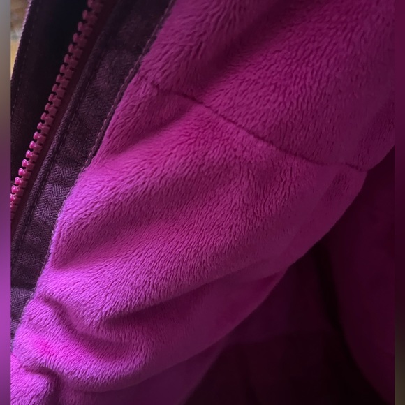 North face winter jacket - Picture 4 of 5